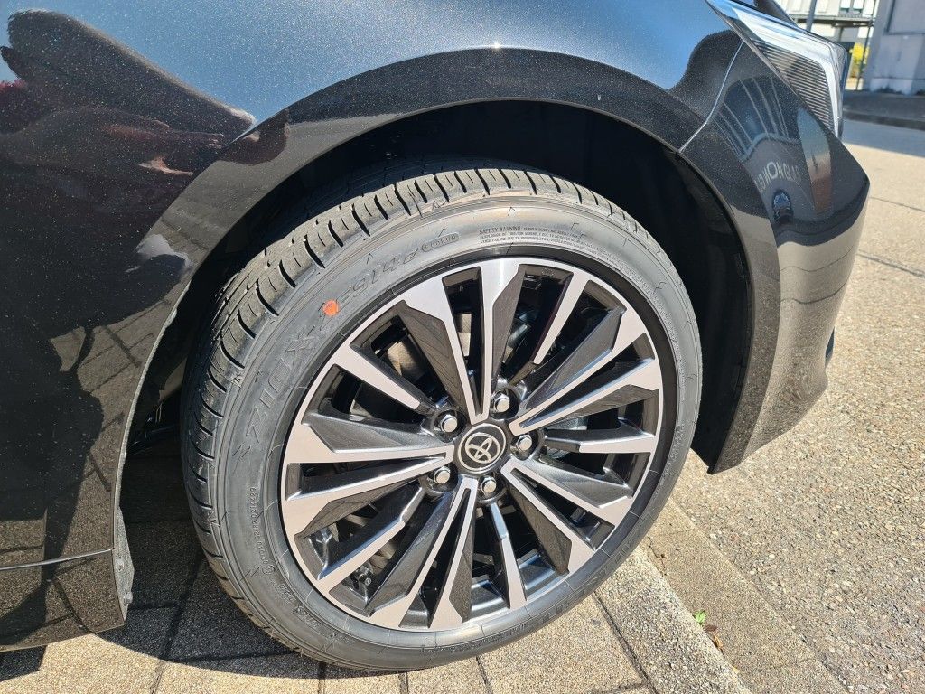Toyota Corolla 2.0 Hybrid Touring Sports Team D