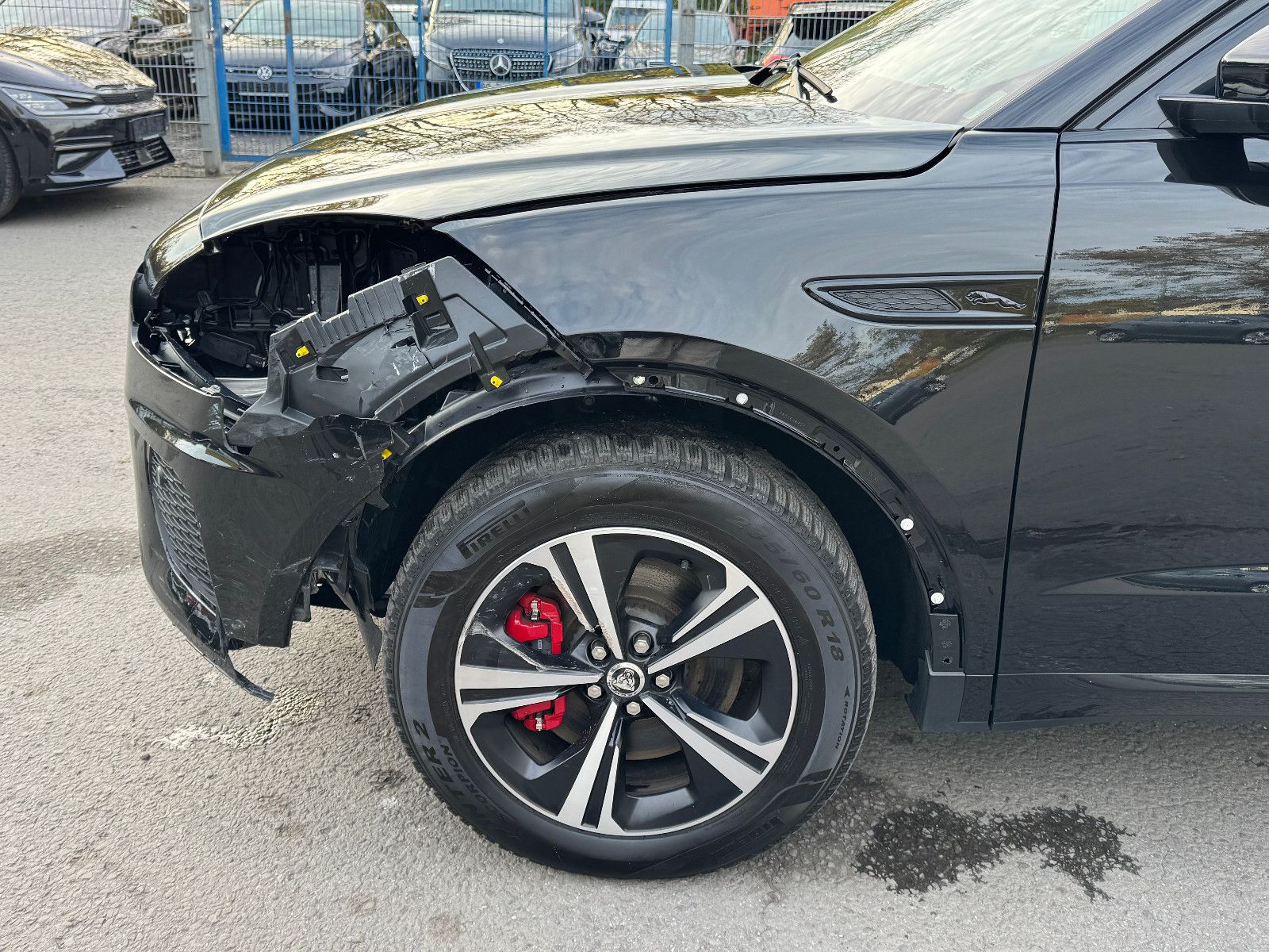 Jaguar E-Pace E-PACE R-Dynamic HSE AWD