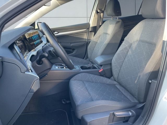 Volkswagen Golf Life 1.5 DSG - Samsaru's Car Outlet