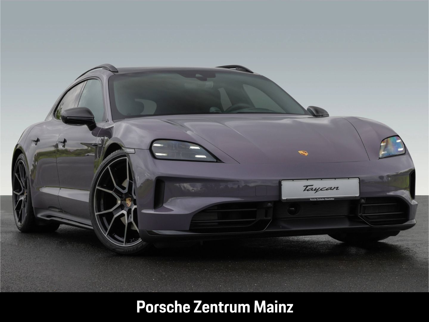 Porsche Taycan Sport Turismo UPE:154.000€,Beifahrerdispl