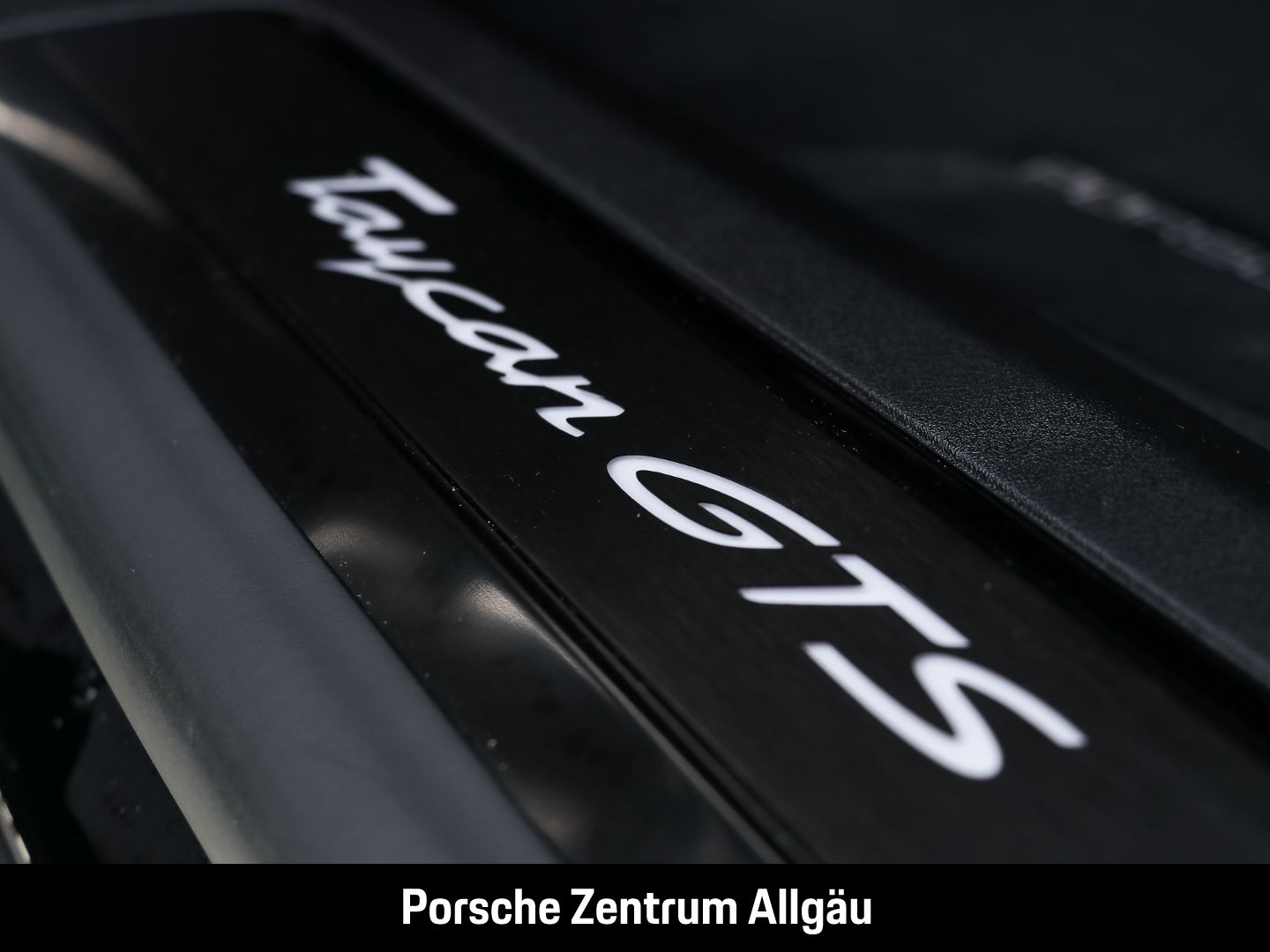 Porsche Taycan GTS BOSE Luftfederung Panorama InnoDrive