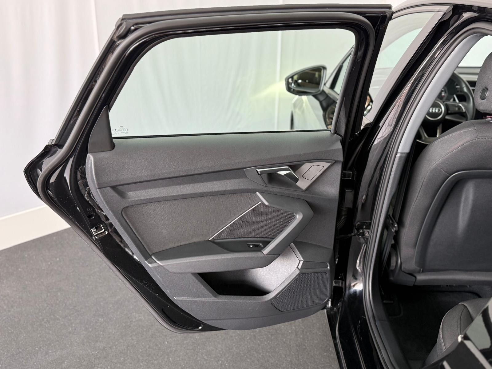 Audi A3 40 TFSI e advanced*LED*PDC*CARPLAY*TÜV NEU*