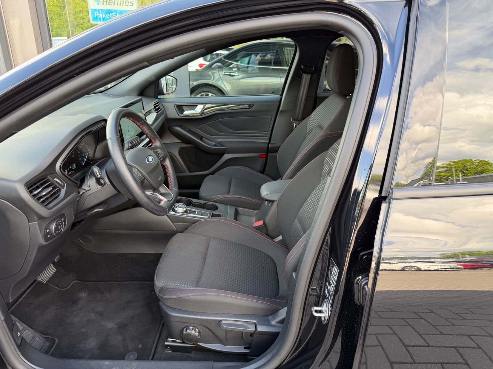 Ford Focus Lim. 1.5TDCI ST-Line*ACC*LED*NAVI*KAMERA