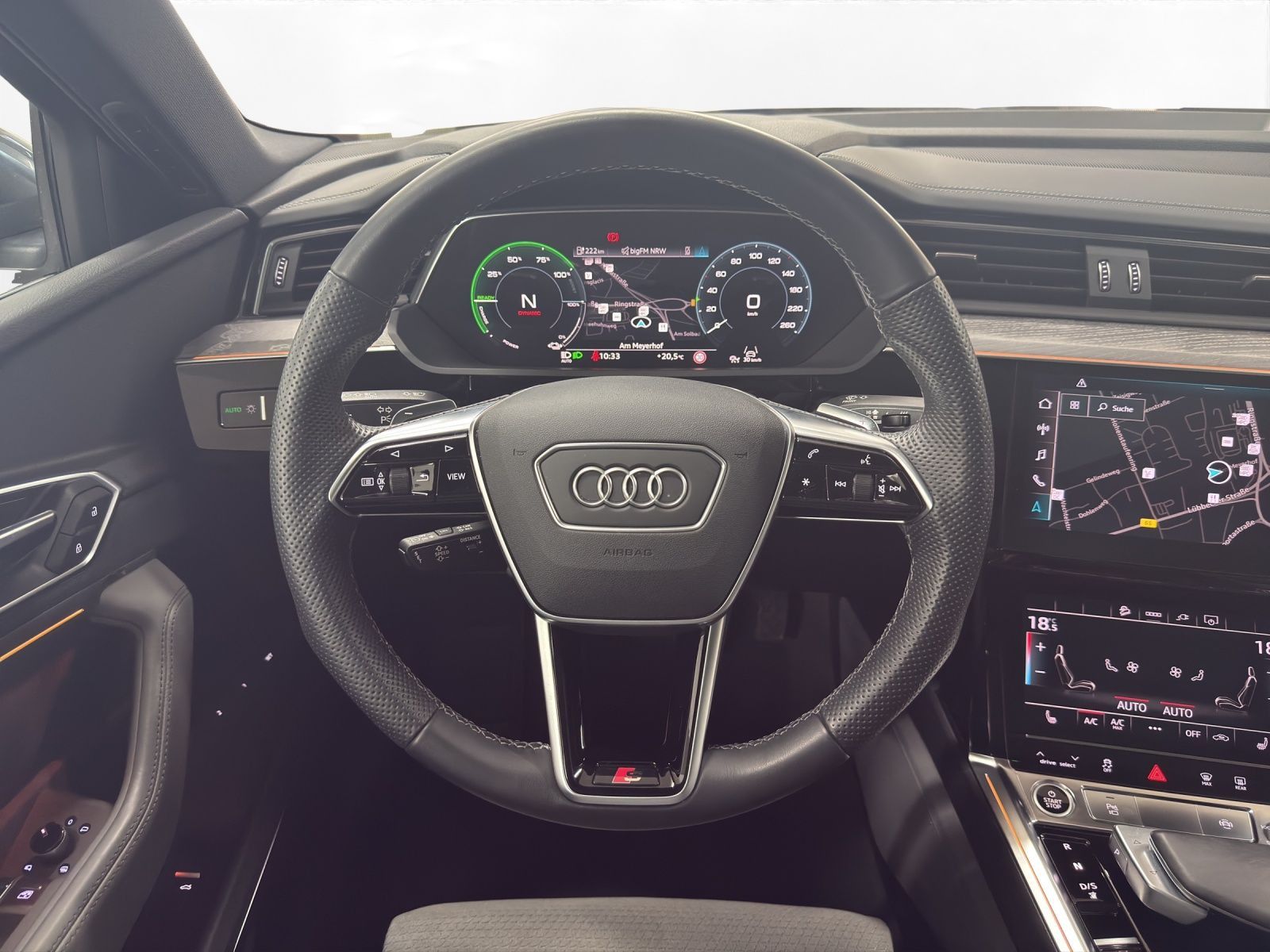 Audi e-tron Sportback 55 qu. S line AHK Pano Matrix L