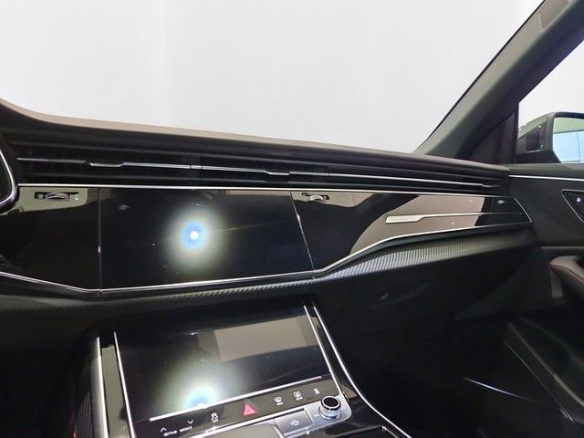 Audi Q8 50 TDI quattro - Samsaru's Car Outlet