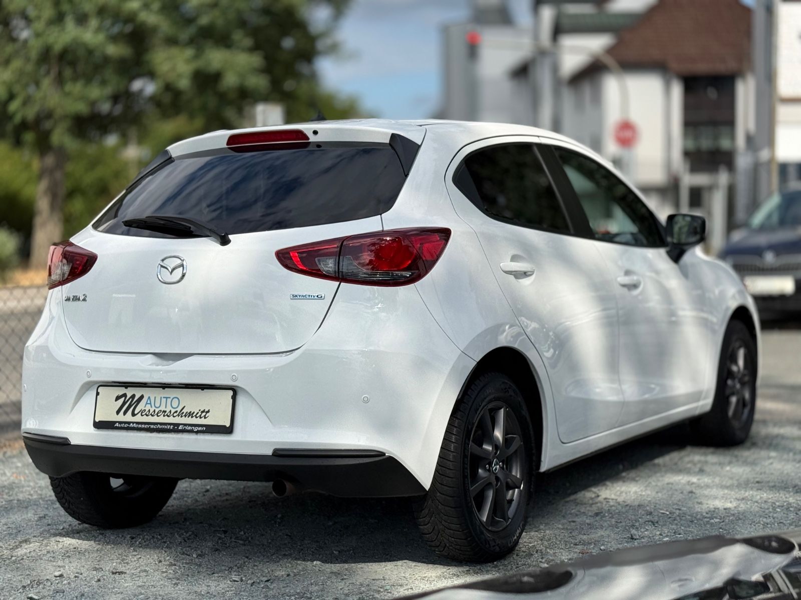 Mazda 2 Lim. Exclusive - Samsaru's Car Outlet