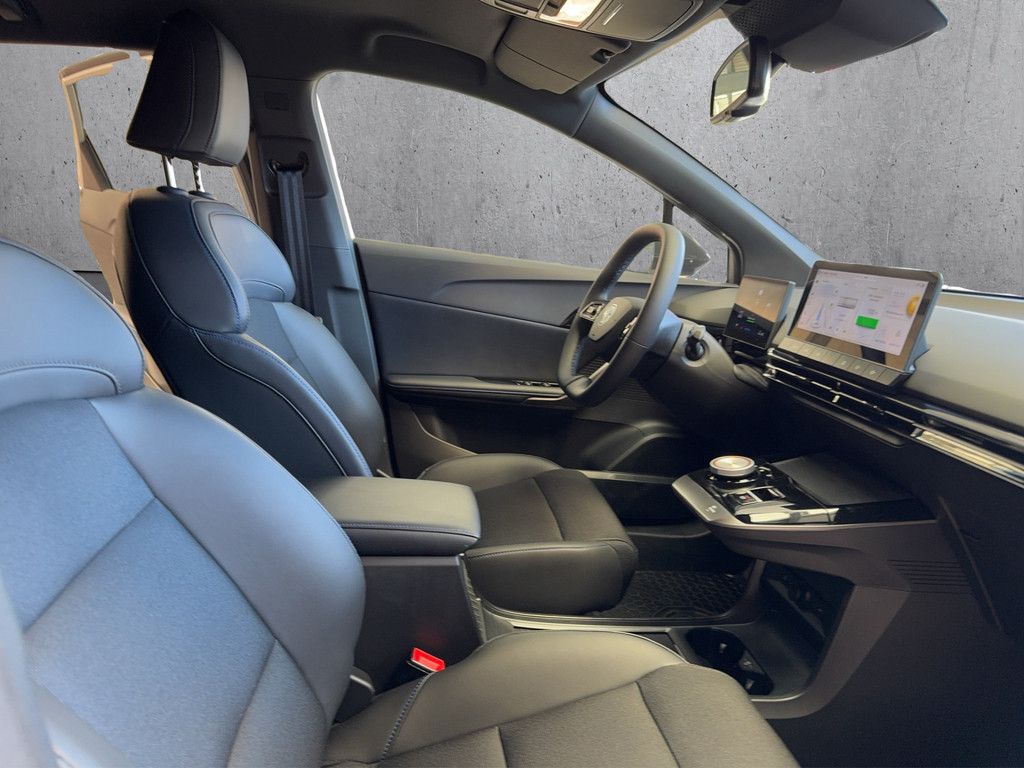 MG4 Luxury 64 kWh PDC SHZ KAMERA W-LAN LED 360°