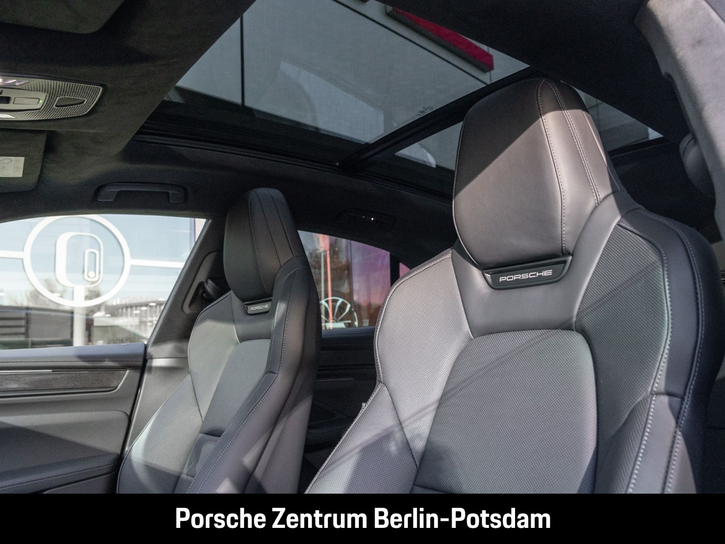 Porsche Macan Turbo InnoDrive Head-Up Sitzbelüftung LED