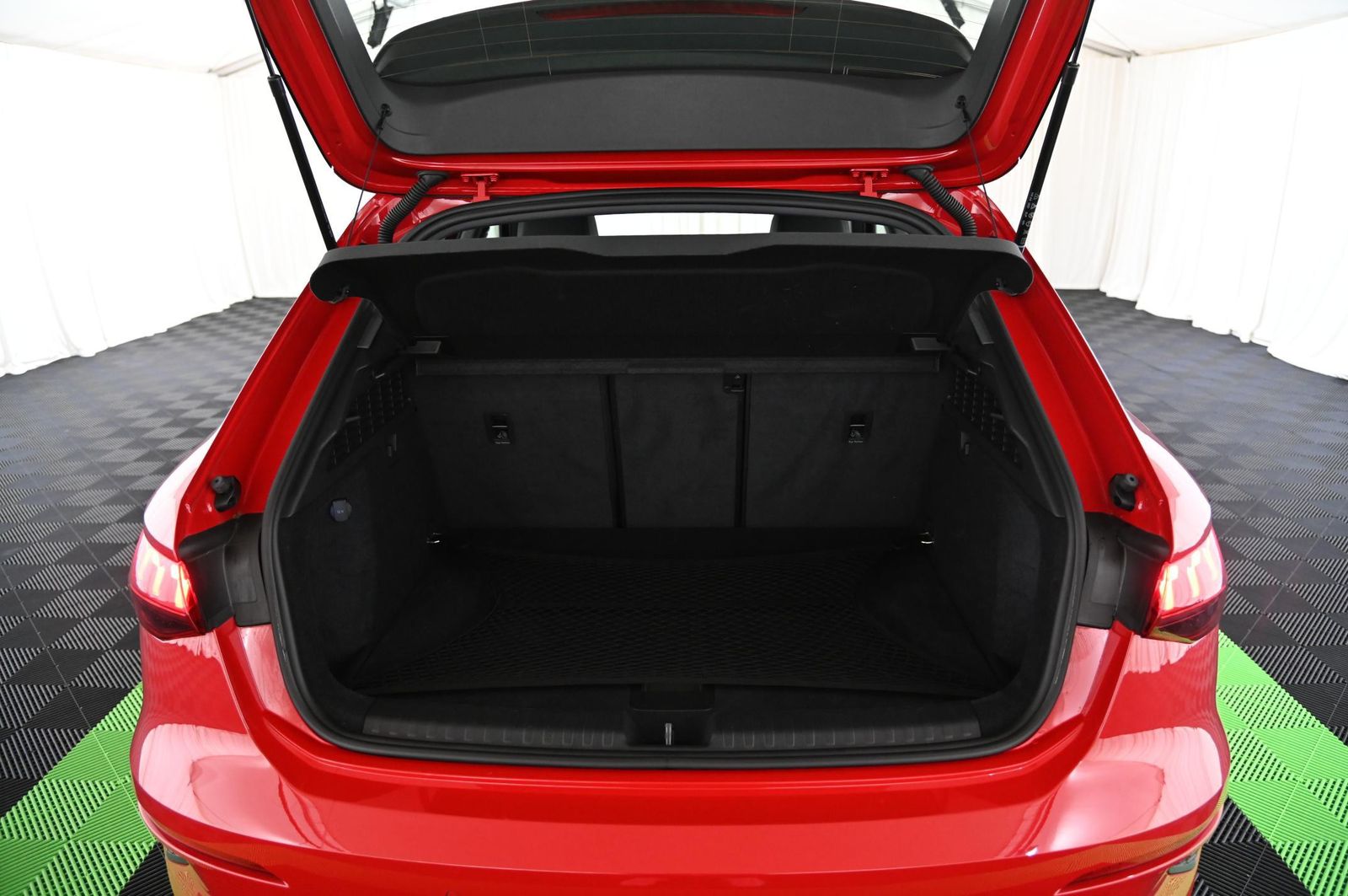 Audi A3 Sportback 35 TDI Design-Luxe MATRIX/MMI+/18