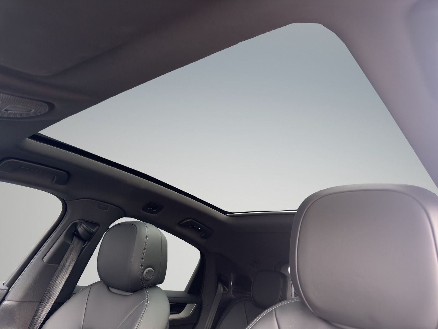 Porsche Cayenne E-Hybrid Coupe | Surround View |