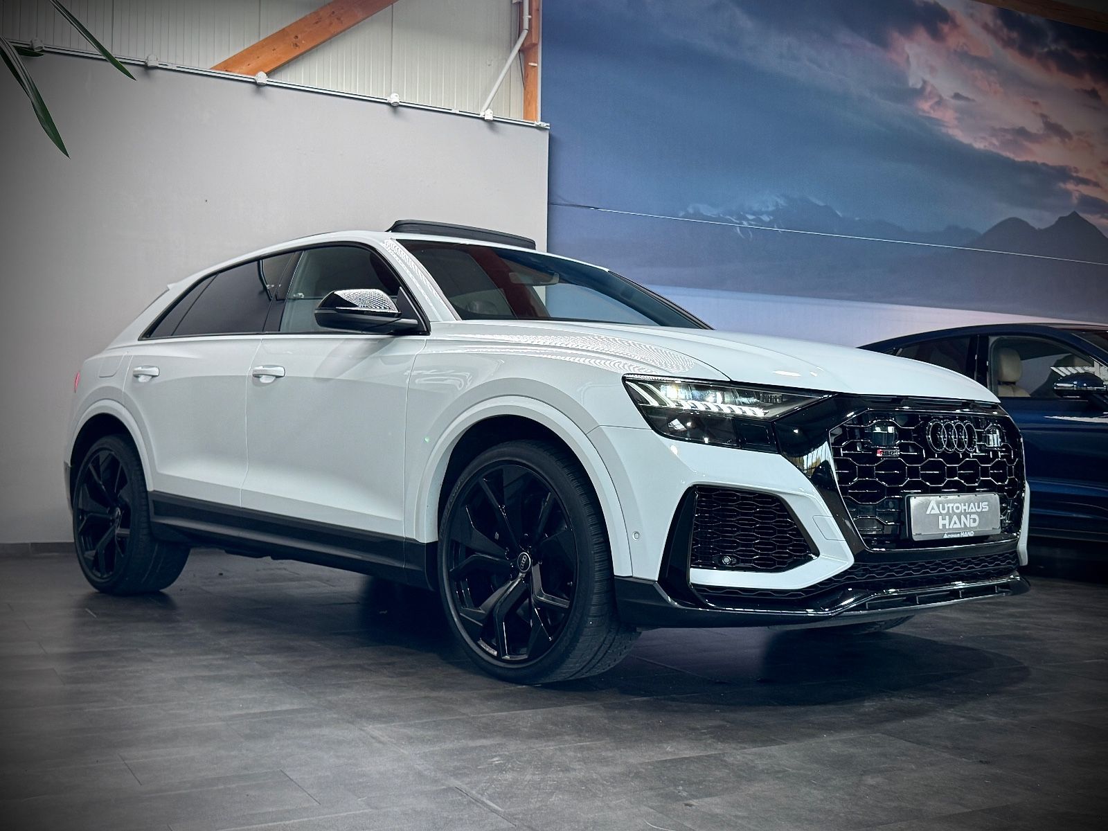 Audi RSQ8*CARBON*MATRIX*ALLRADLENKUNG*HEAD-UP*2.HAND*