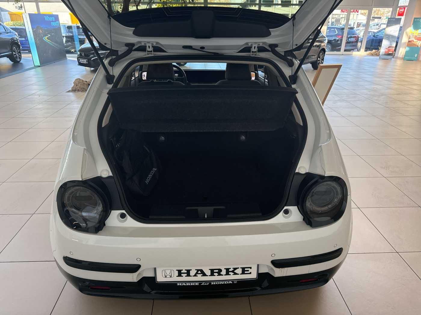 Honda e e Advance 17-Zoll *Ganzjahresreifen*