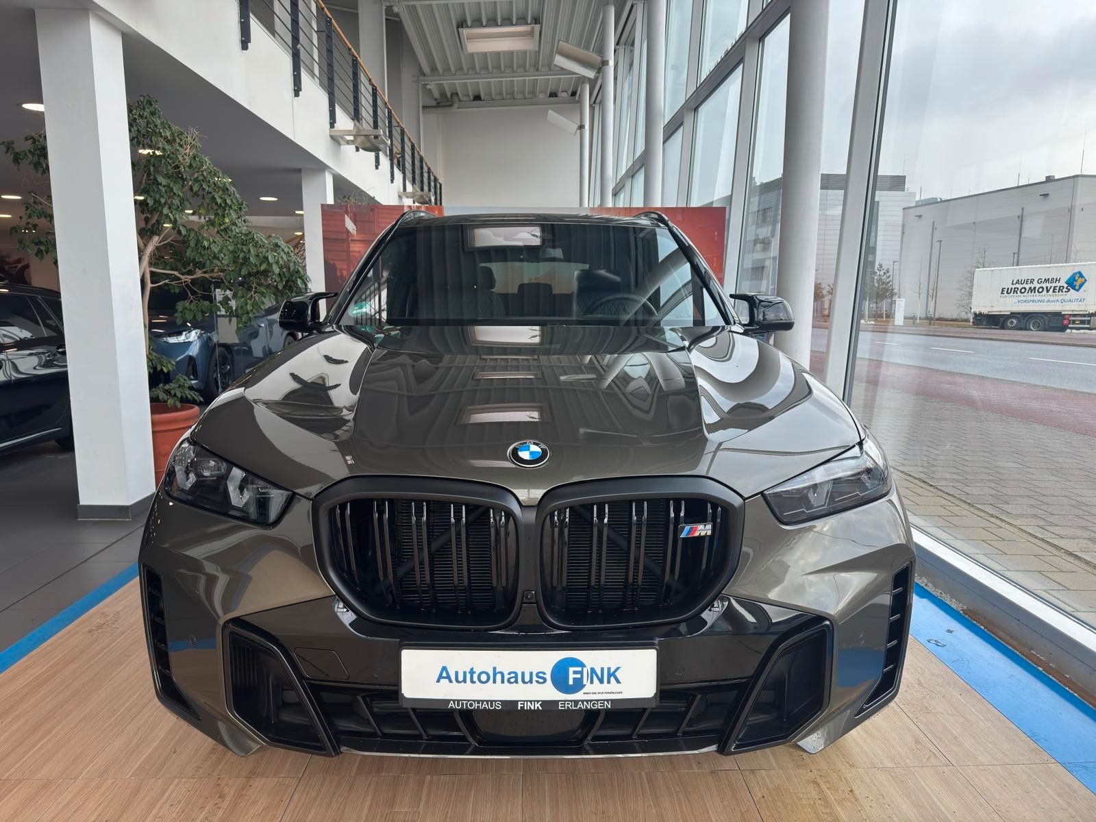 BMW X5 M60i xDrive über 150K NP Vollausstattung!