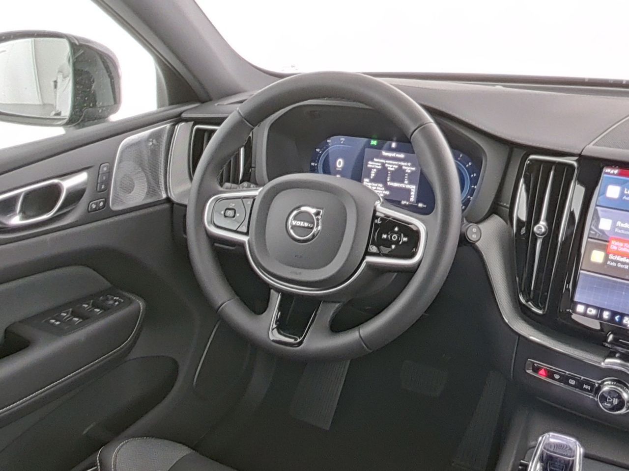 Volvo XC60 B5 Ultra Black Edition AWD !!!HUD+PANO+360°