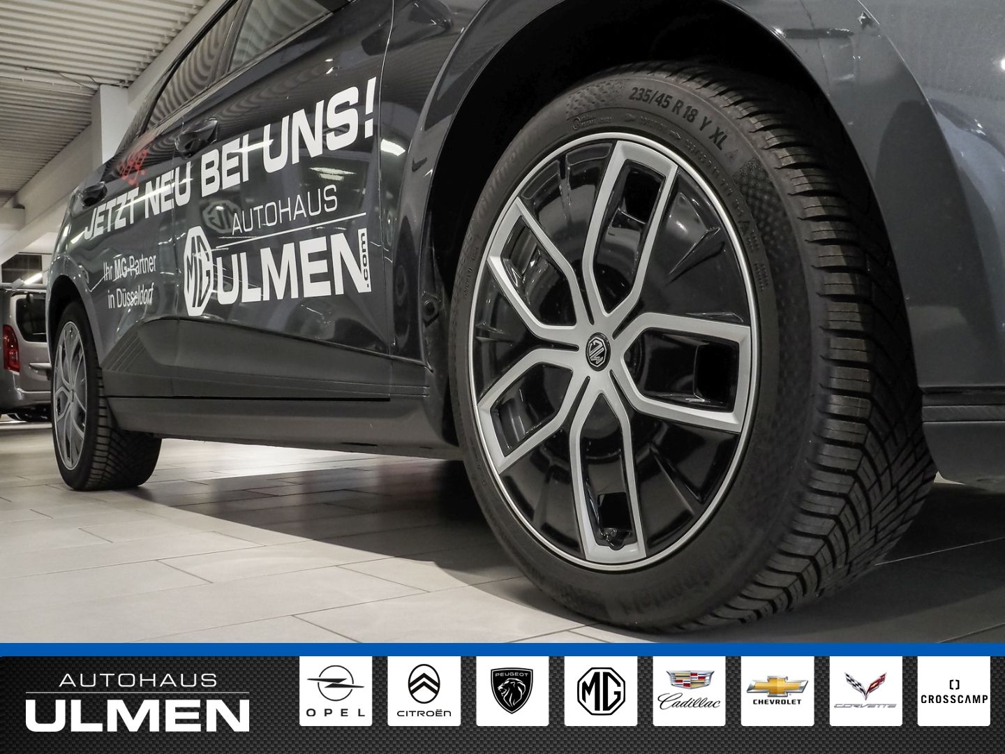 MG4 Luxury Elektromotor 150 kW Leder 360 Kamera