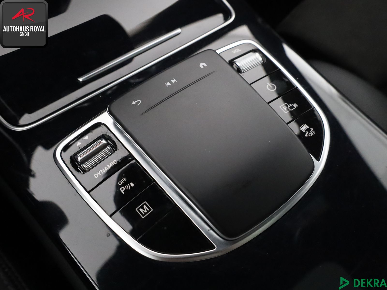 Mercedes-Benz GLC 300 e 3x AMG - Samsaru's Car Outlet