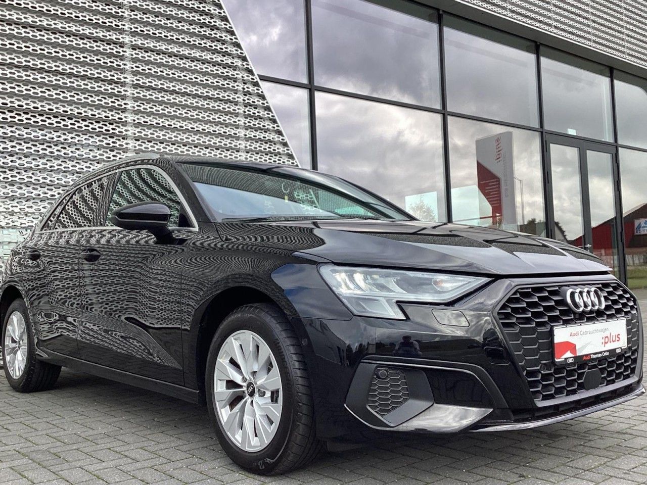 Audi A3 Sportback 40 TFSI e S tronic LED Navi ACC AHK