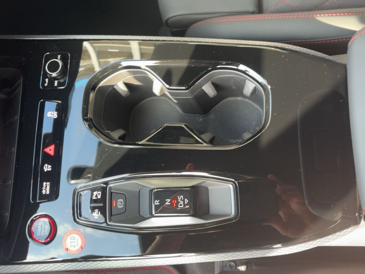 Audi A5 Avant 2.0 TFSIe quattro S line AHK Matrix ACC