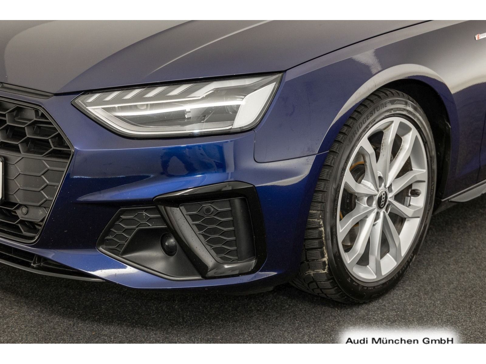 Audi A4 35 TFSI S tronic S line competition - Samsaru's Car Outlet