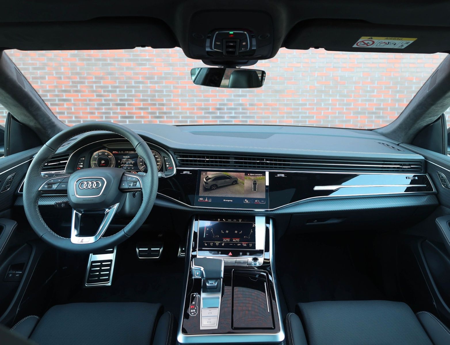Audi Q8 60 TFSIe Quattro Advanced - Samsaru's Car Outlet