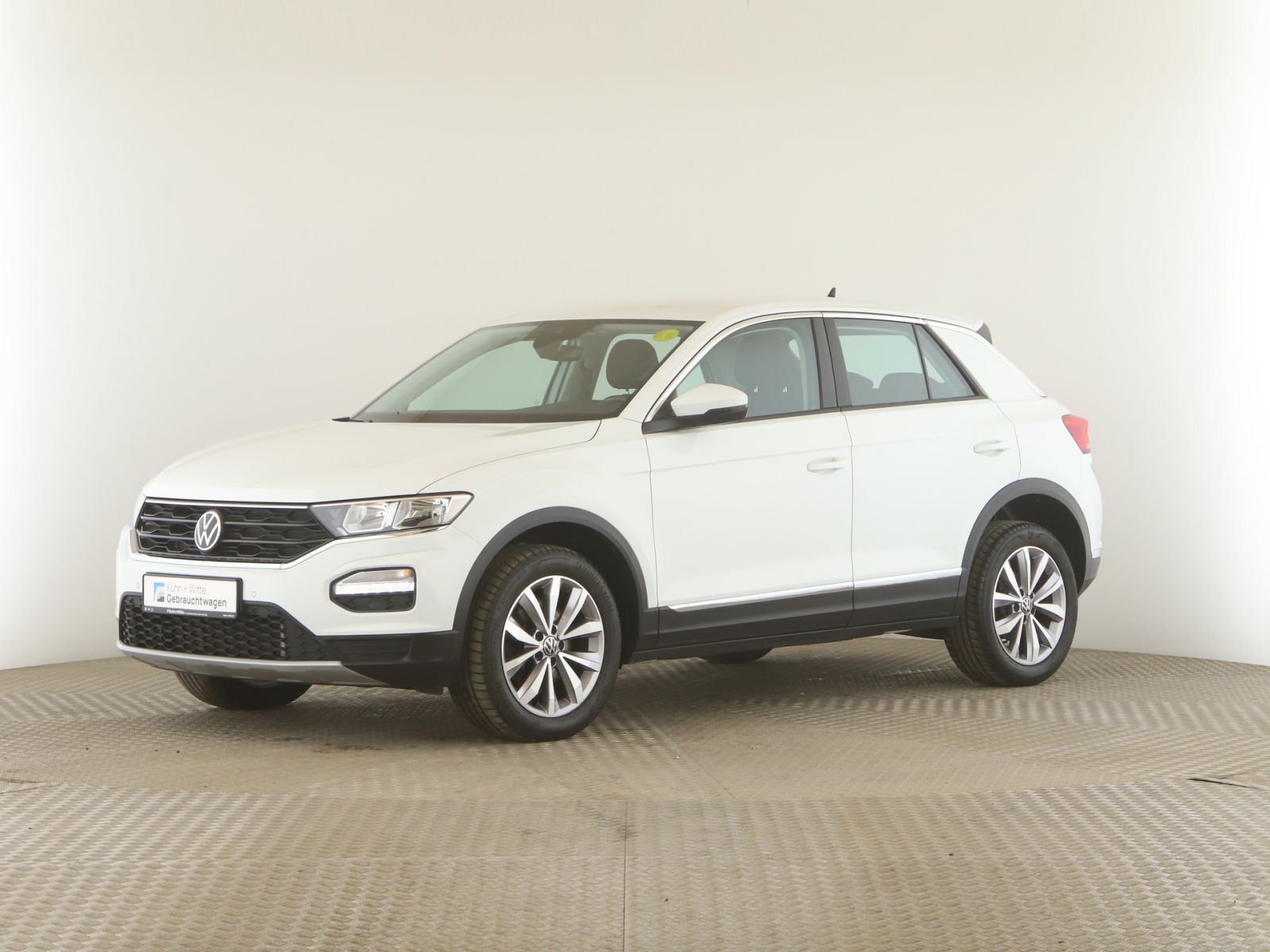 Volkswagen T-Roc 2.0 TDI Style - Samsaru's Car Outlet