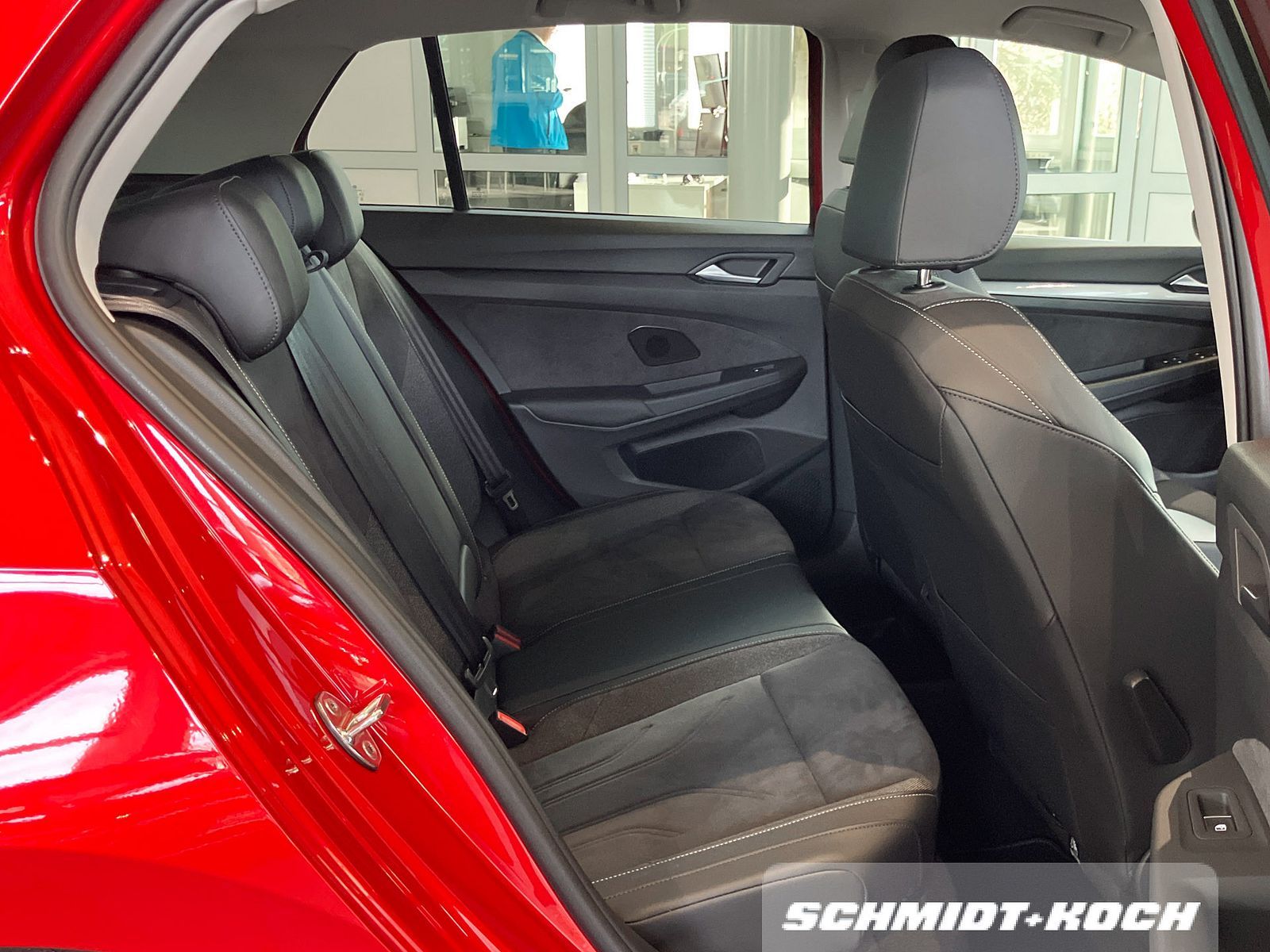 Volkswagen Golf VIII 1.5 eTSI DSG Style LED-Scheinw. Navi