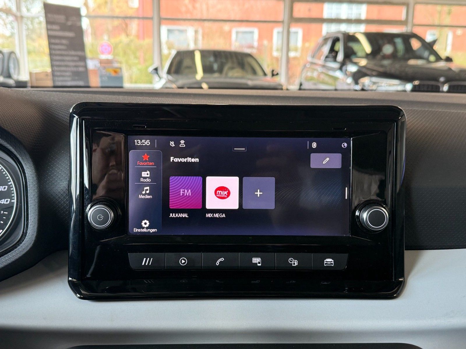 Seat Arona Style - Samsaru's Car Outlet