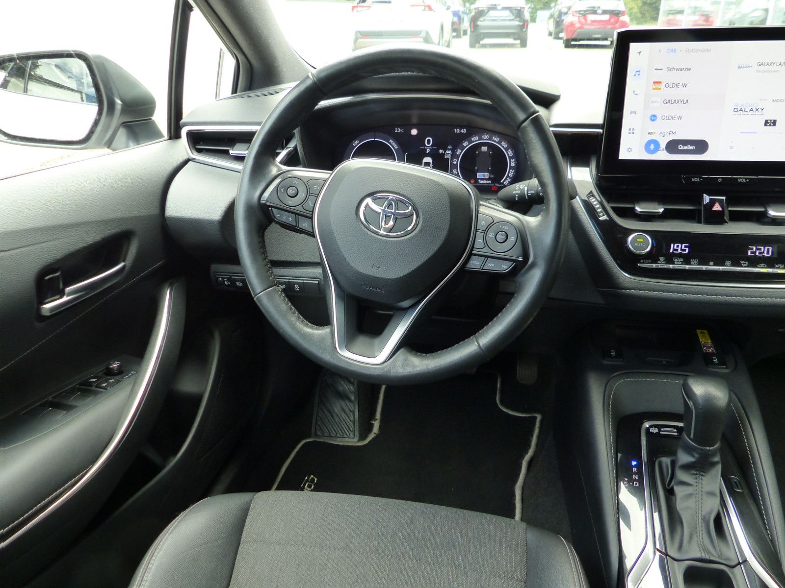 Toyota Corolla TS 2.0 Hybrid Team D Navi Totwinkel PDC