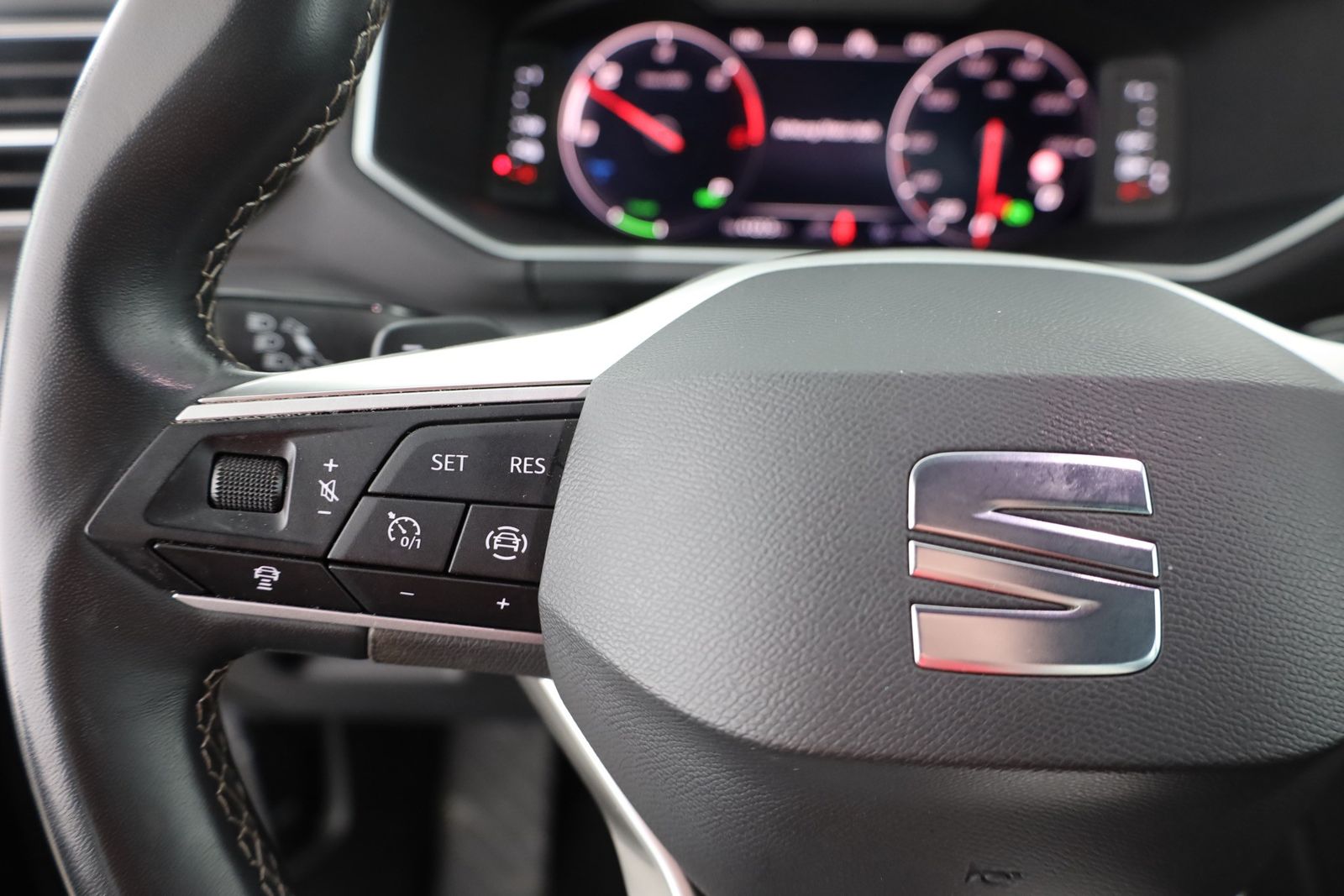 Seat Tarraco 1.4 TSI e-Hybrid Xperience LED Navi AHK