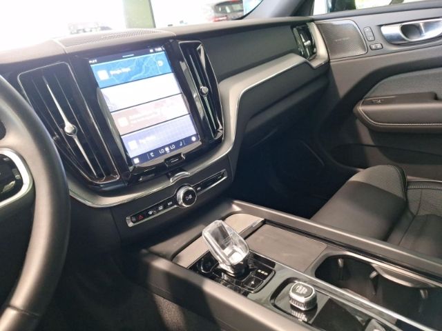 Volvo XC60 B4 Diesel Plus Dark - Samsaru's Car Outlet