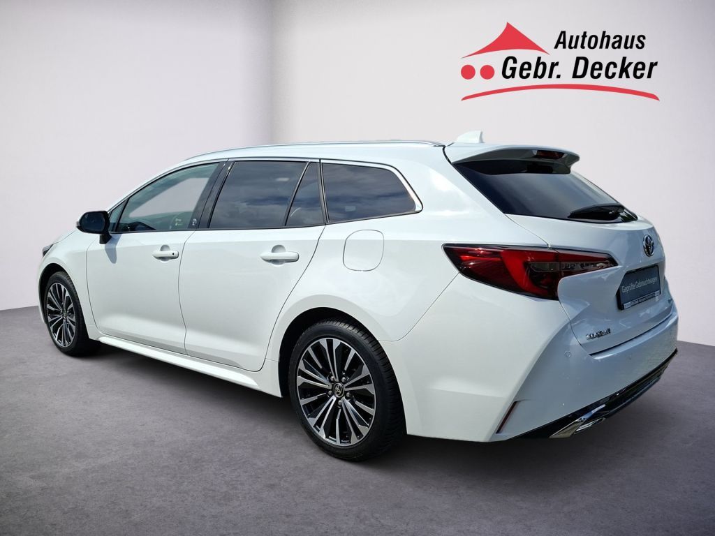 Toyota Corolla 2.0 Hybrid Touring Sports Team Deutschla