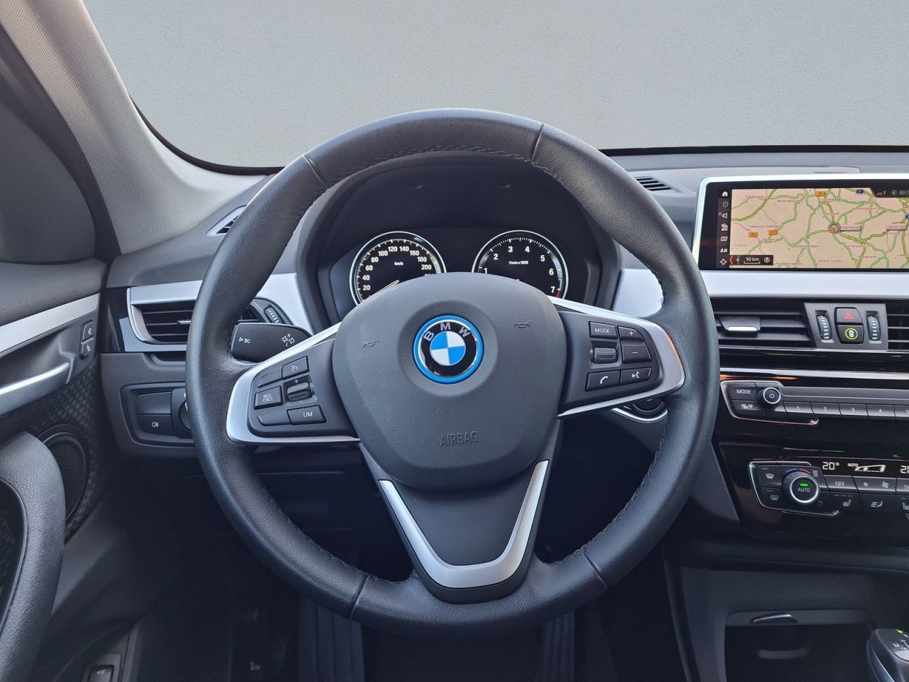 BMW X1 xDrive25e Advantage - Samsaru's Car Outlet