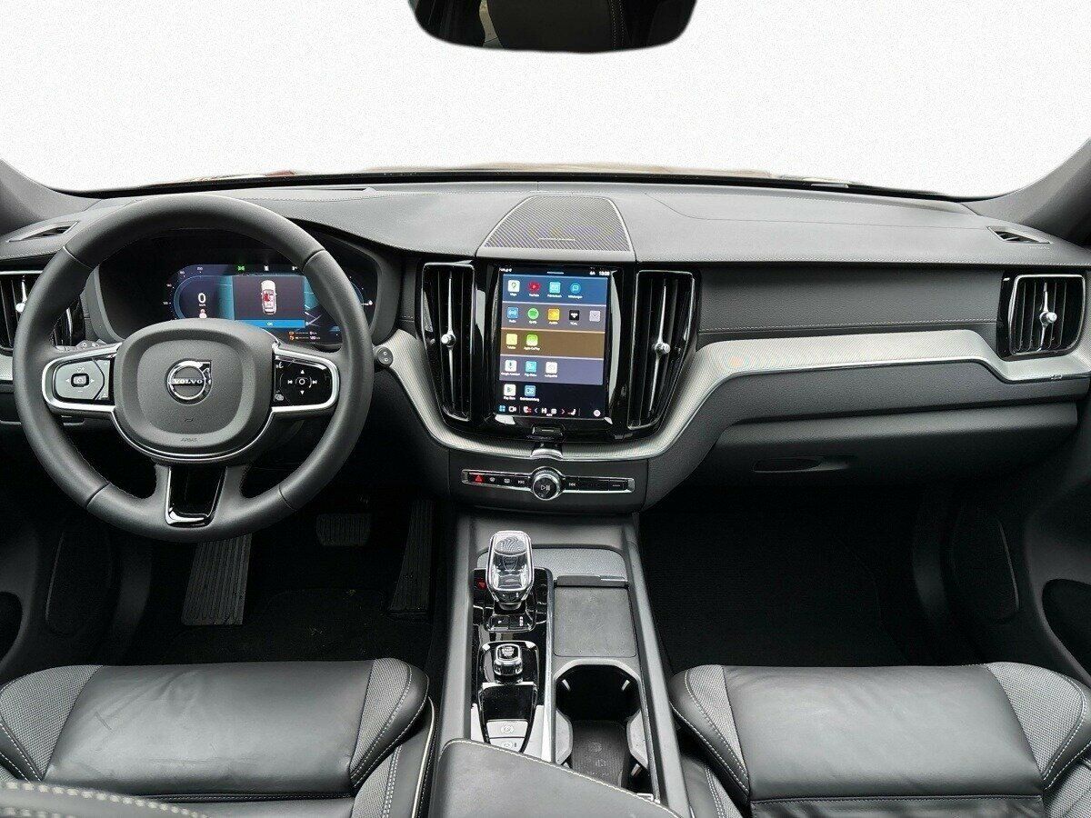 Volvo XC 60 T6 Plus Black Ed. Luftfahrw*AHK*.*360 Kam