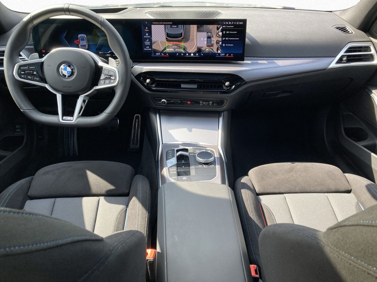 BMW 330i xDr T M Sport Pano,AHK,St+Go,360°,AdLED