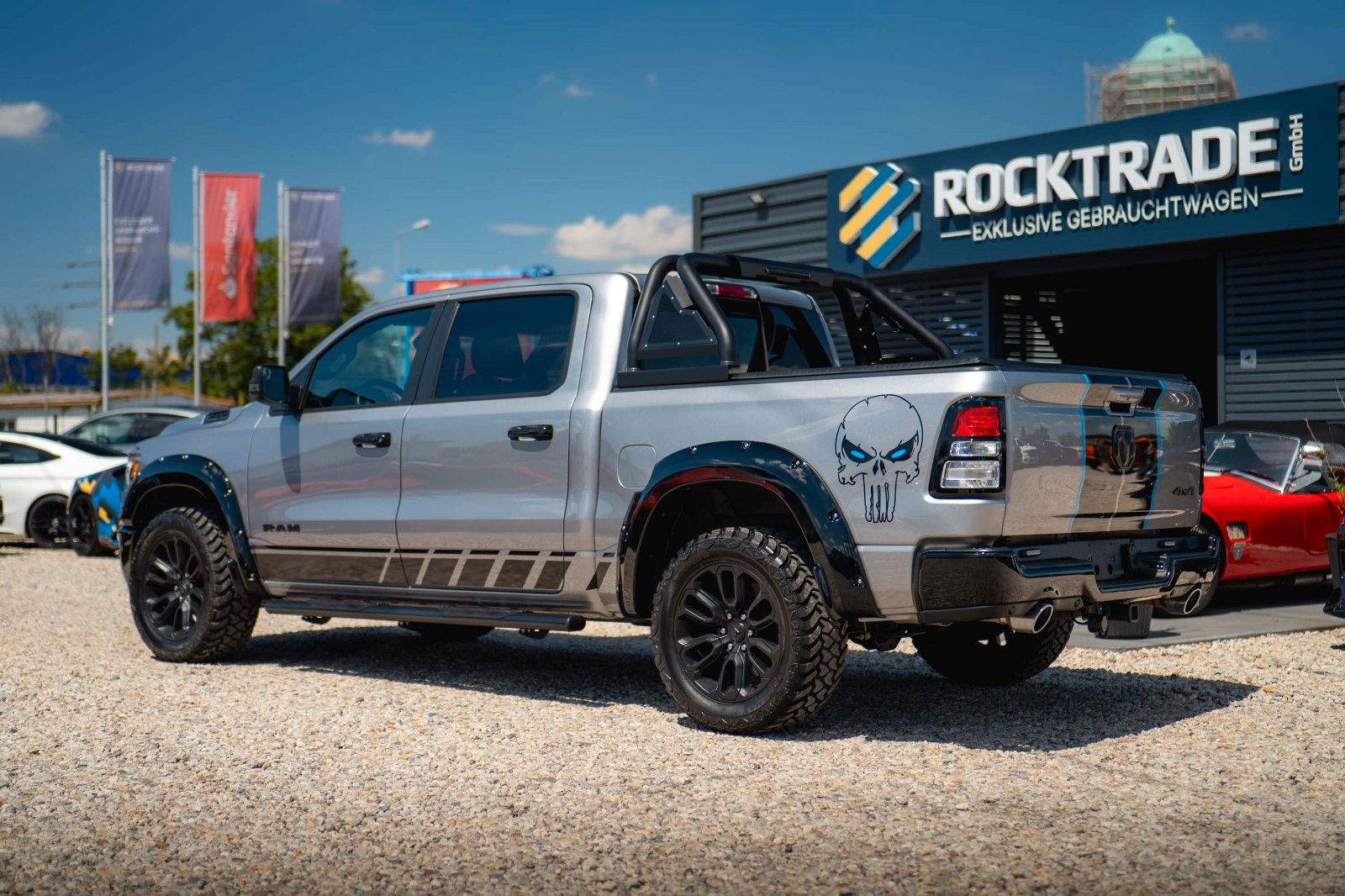 Dodge RAM 5.7 V8 HEMI 4x4 OFFROAD Night PUNISHER 19%