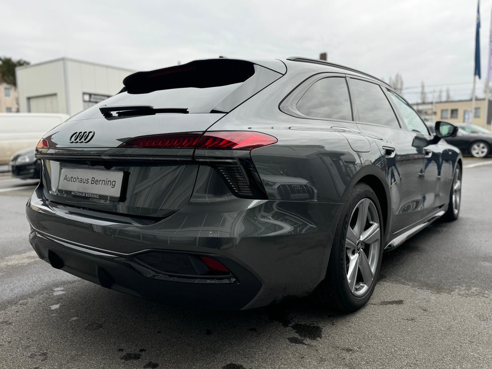 Audi A6 AVANT 2.0TDI 2x S LINE PANO 2xDISPLAY LEDER