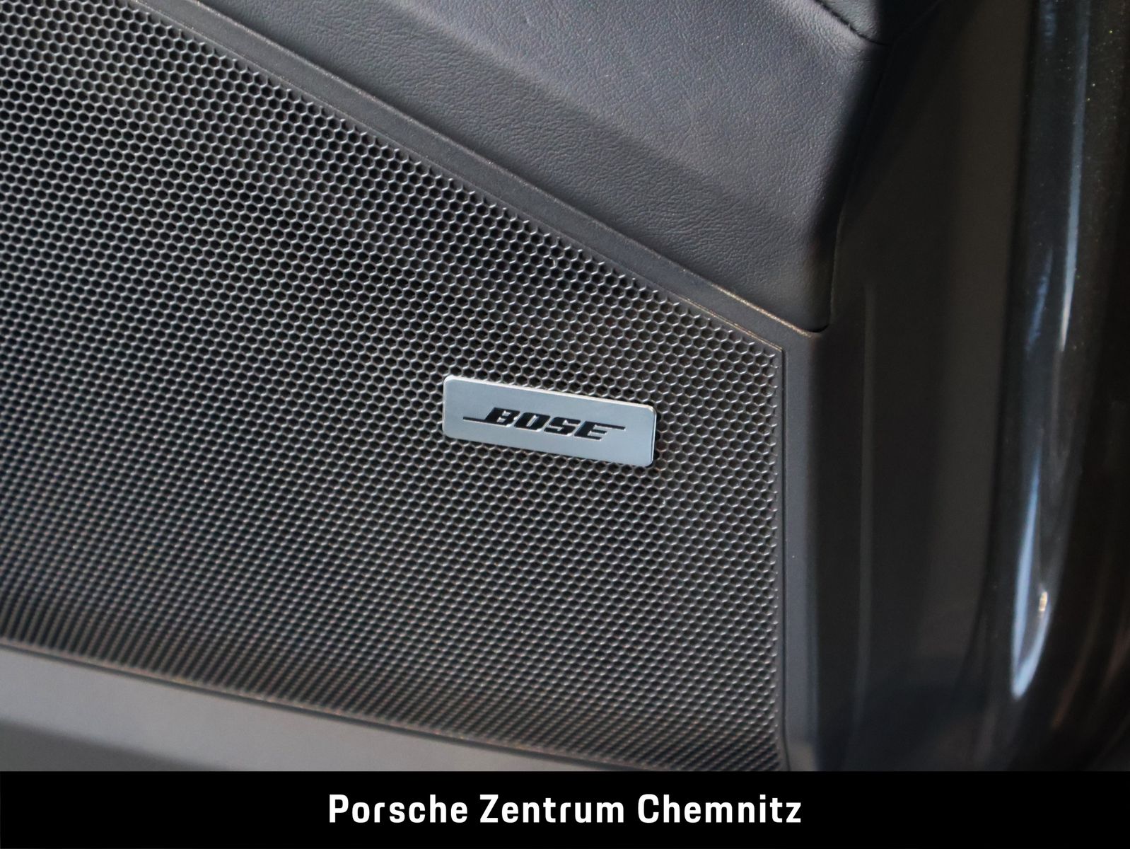 Porsche Cayenne Luftfed.;Sitzbelüft.;BOSE;22Zoll
