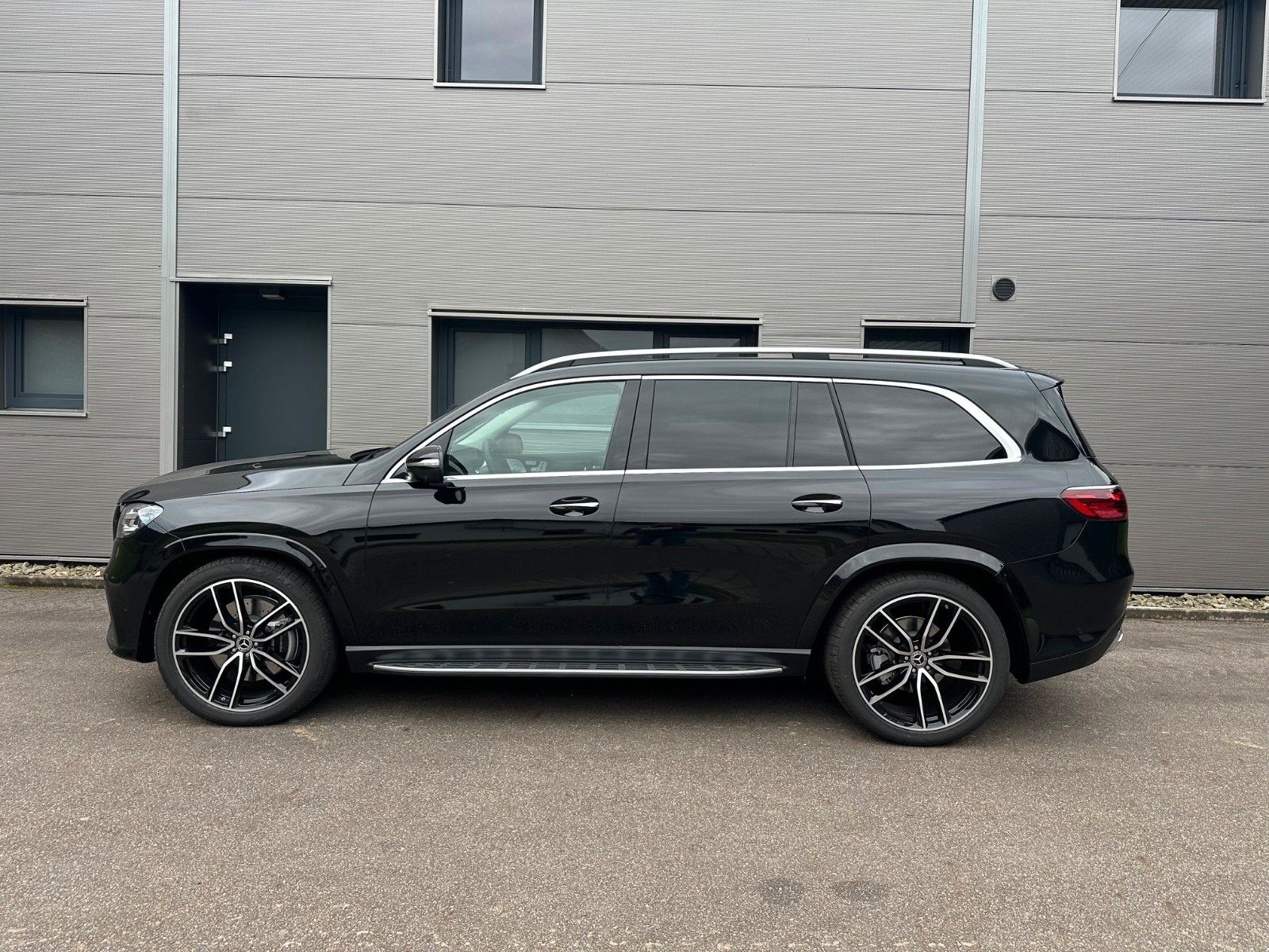 Mercedes-Benz GLS 580 Ultimate - Samsaru's Car Outlet