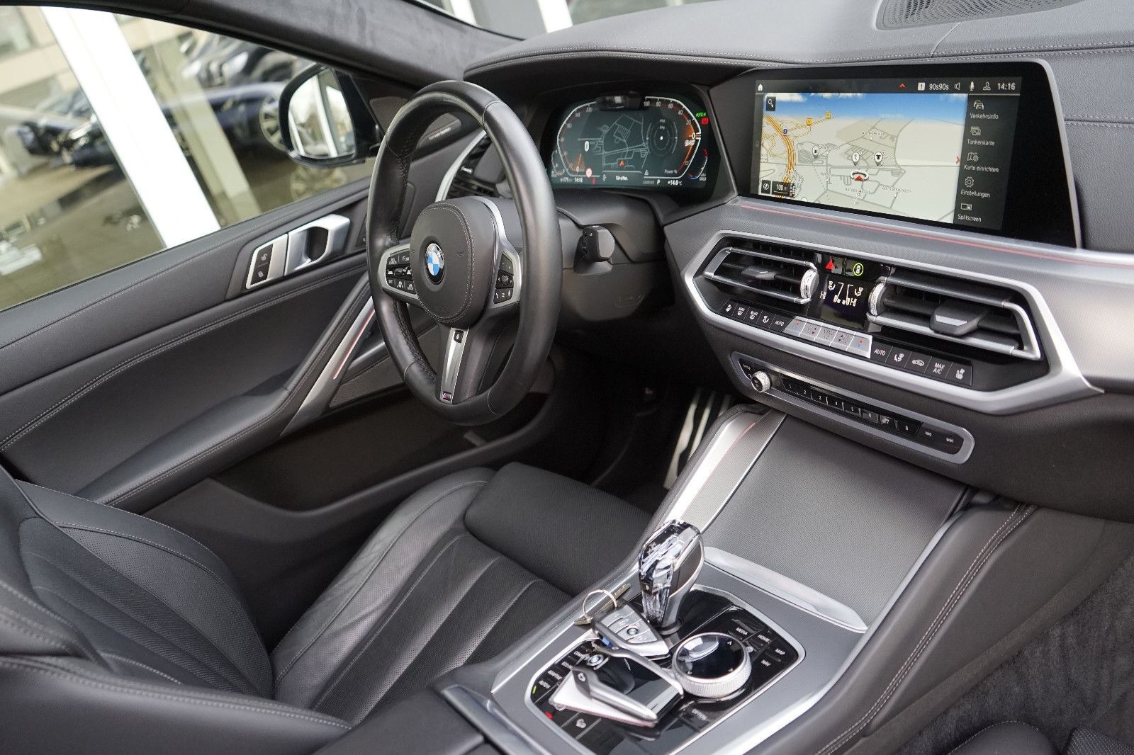 BMW X6 40xd M Sport*3xTV*Carbon*Massage*ACC*PanoSKY*