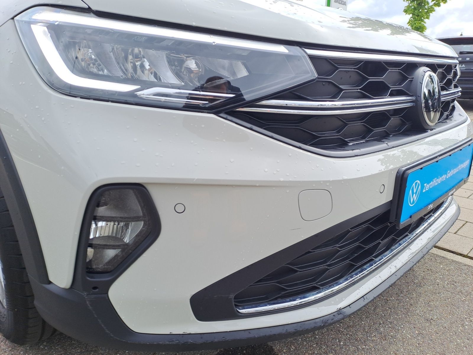 Volkswagen Taigo 1.0 TSI - Samsaru's Car Outlet