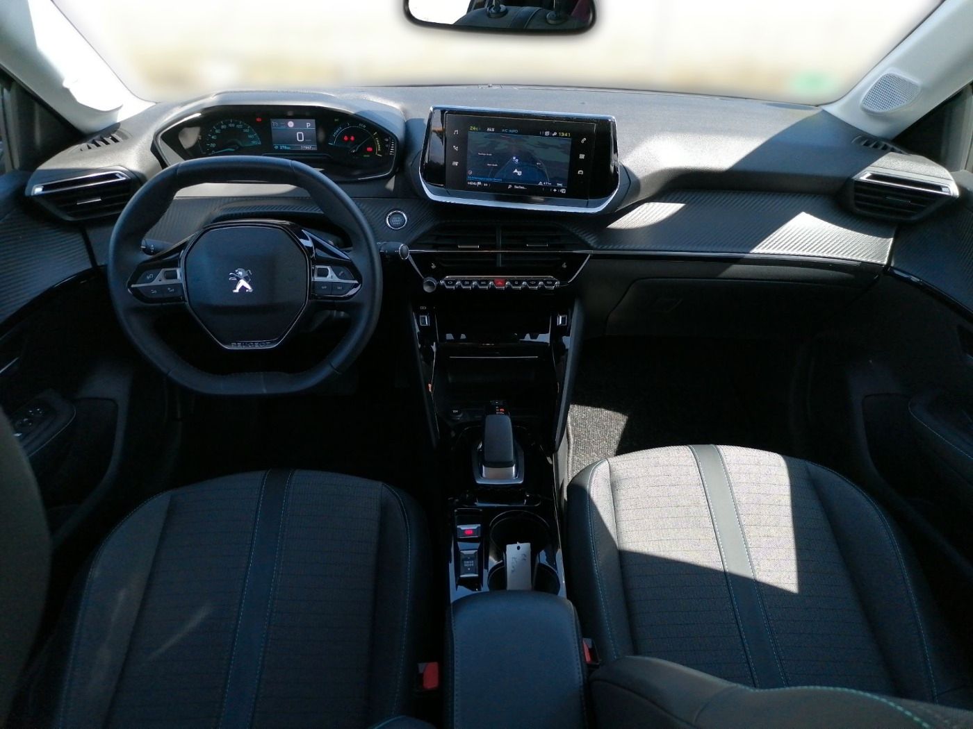 Peugeot 208 e- Allure - Samsaru's Car Outlet