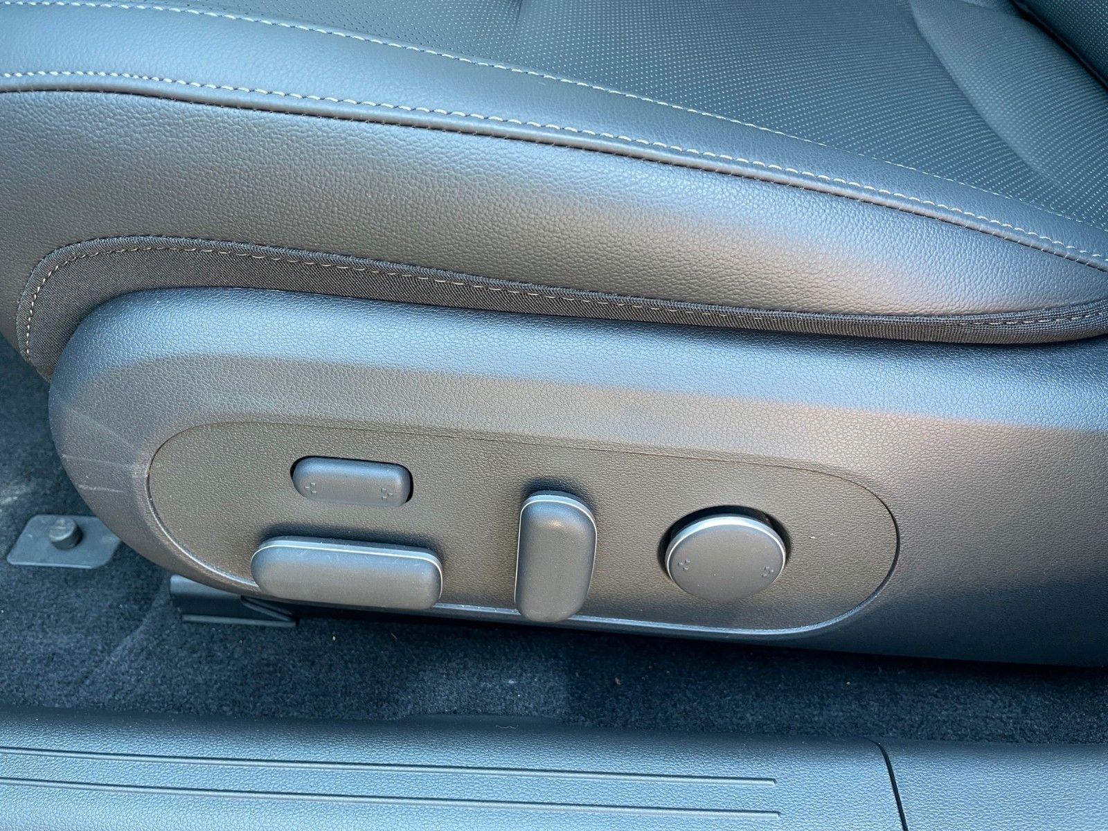 Hyundai IONIQ 6 4WD 77kWh UNIQ Head UP Navi 360°