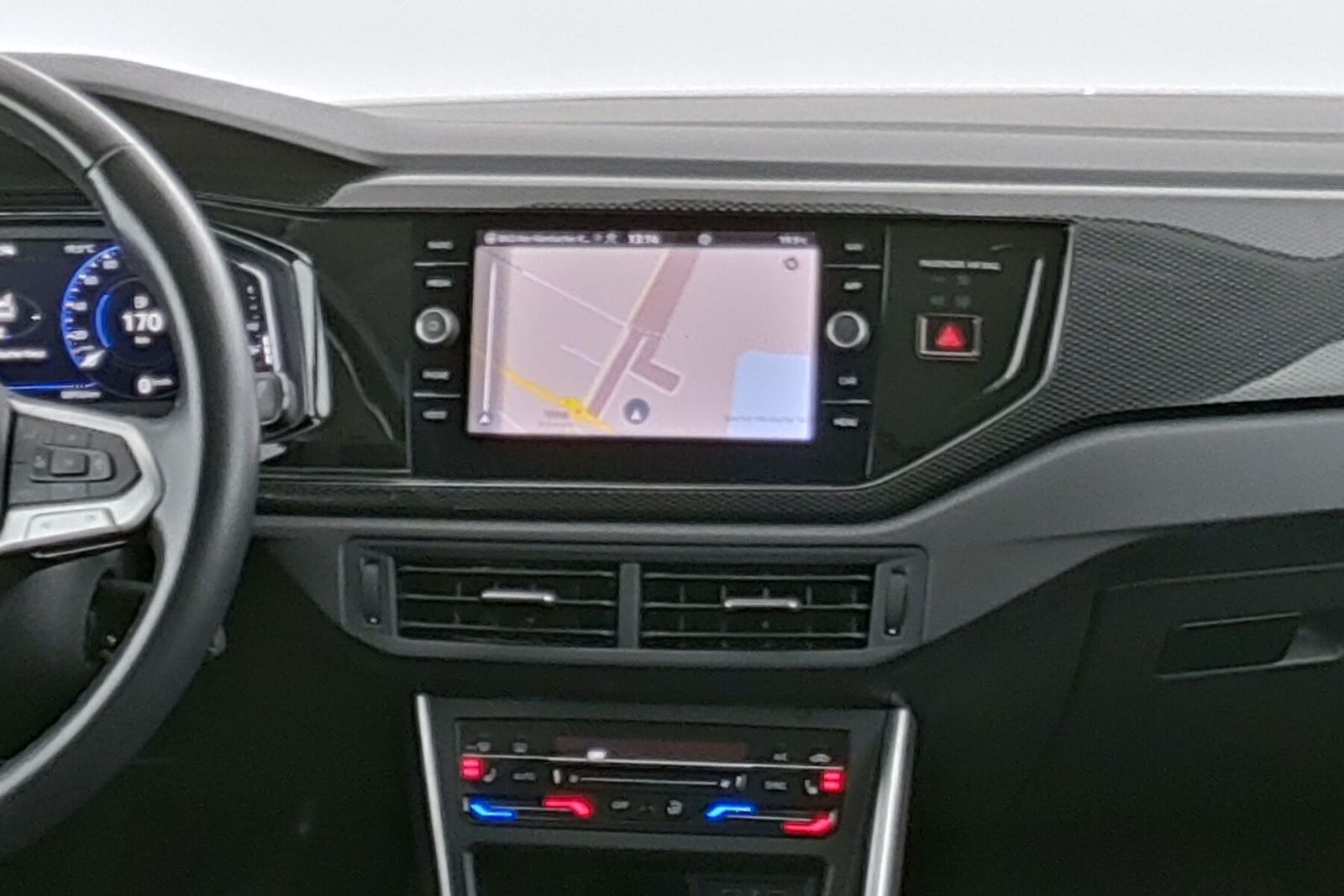 Volkswagen Taigo 1.0 TSI Life - Samsaru's Car Outlet
