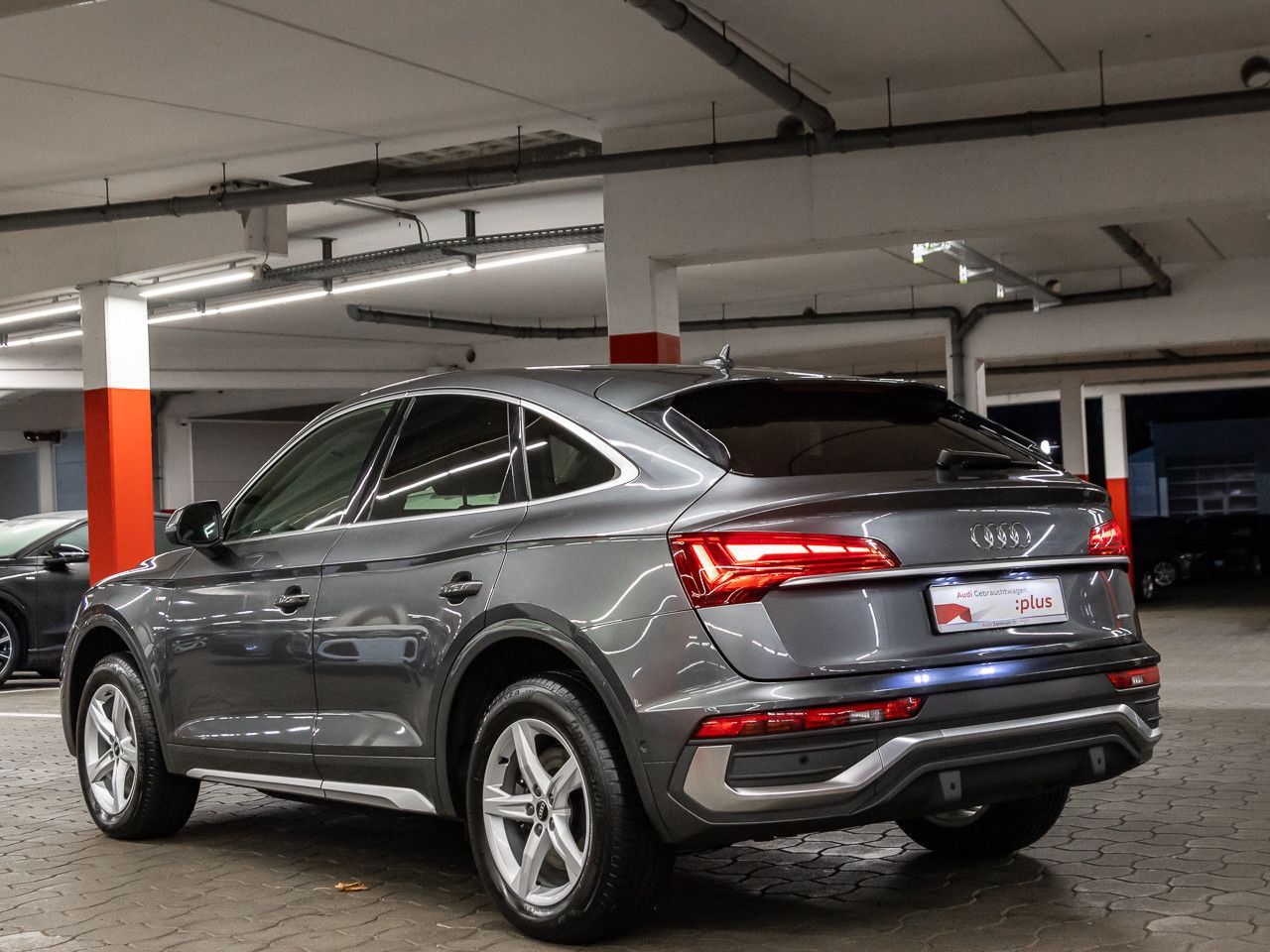 Audi Q5 Sportback 40 TDI quattro S line Matrix Pano