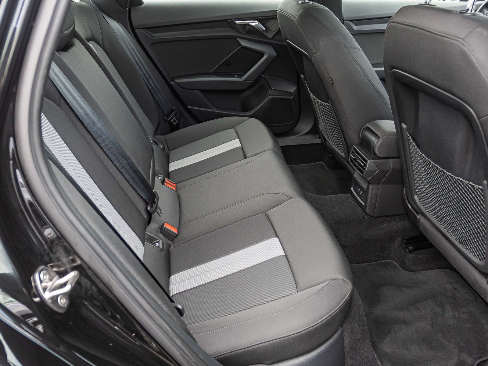 Audi A3 Limousine advanced 30TFSI Stronic Navi ACC