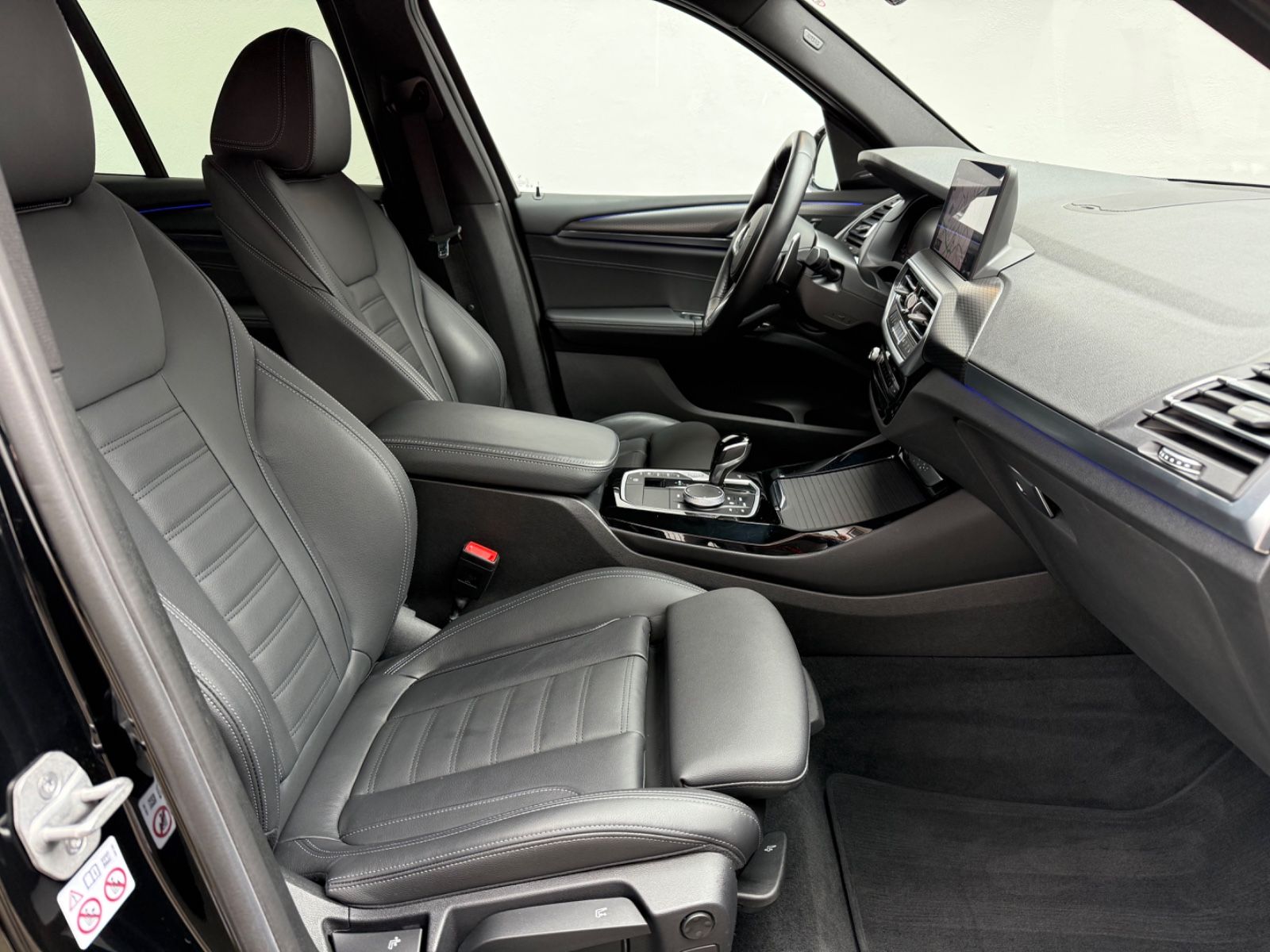 BMW X3 xDrive 30 i M Sport - Samsaru's Car Outlet
