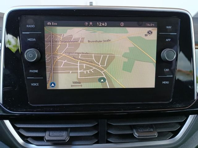 Volkswagen T-Roc 2.0 TDI SCR R-Line DSG - Samsaru's Car Outlet
