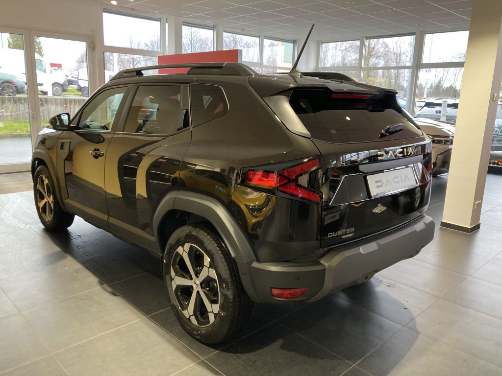 Dacia Duster Hybrid 140 Journey - Samsaru's Car Outlet