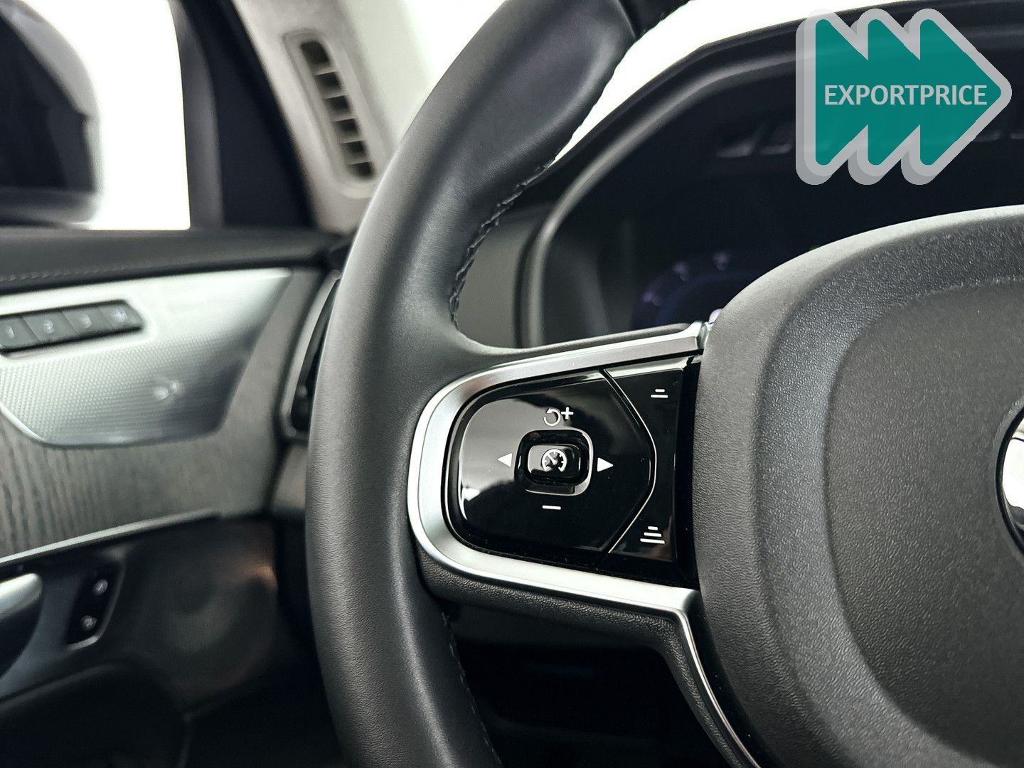 Volvo XC90 T8 Plug-in hybrid AWD Ultra Dark | Panoramd