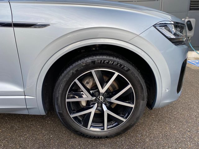 Volkswagen Touareg 3.0 TDI DSG 4MOTION R-LINE AHK Luft S...